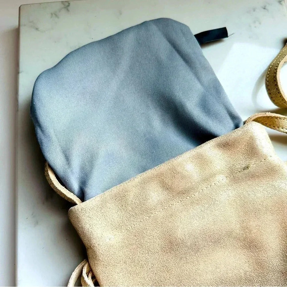 Monserat De Lucca Lola Shimmer Gold Suede Fringed Crossbody Bag - Picture 5 of 9